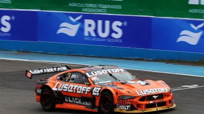 Mauricio Lambiris triunfó por cuarta vez en el TC Mauricio Lambiris triunfó por cuarta vez en el TC