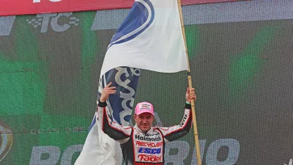 Werner avanz&oacute; y subi&oacute; al podio en Rosario: "Me puse la capa y di todo en la pista"