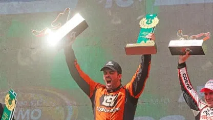 Lambiris ganó en Rosario y destacó el andar del Mustang: "Tuvo un funcionamiento impresionante" Lambiris ganó en Rosario y destacó el andar del Mustang: "Tuvo un funcionamiento impresionante"