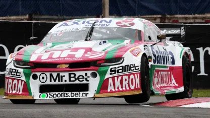Canapino en el Camaro Canapino en el Camaro