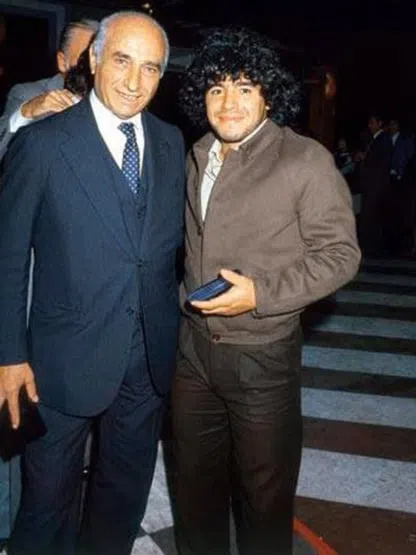 Maradona y Fangio juntos en Rosario en 1981 (Museo Fangio)