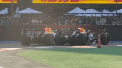 Verstappen y Lawson