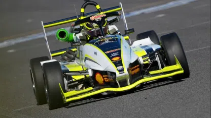 Tomás Campra se quedó con la pole de la Fórmula Nacional en General Roca Tomás Campra se quedó con la pole de la Fórmula Nacional en General Roca