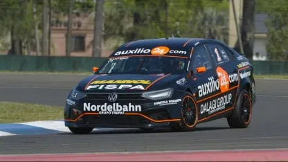 Julián Santero se quedó con la pole position Julián Santero se quedó con la pole position