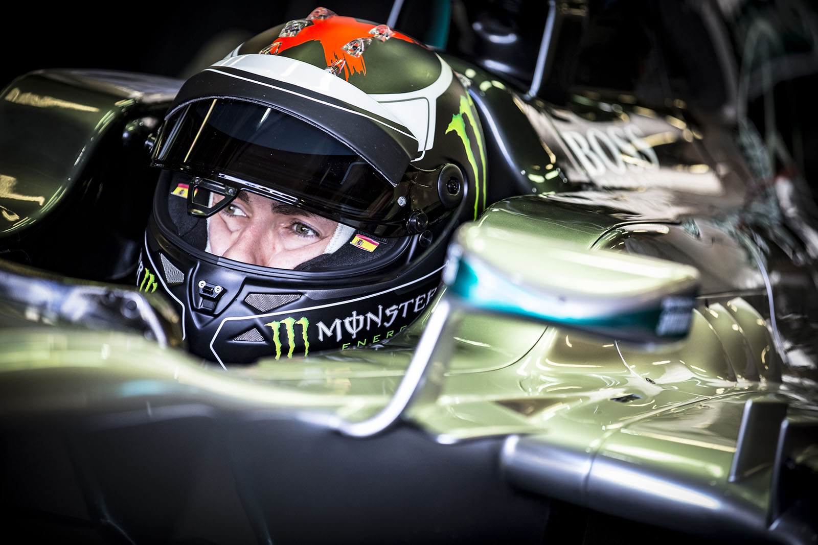 Lorenzo baj&oacute; el tiempo de Rosberg