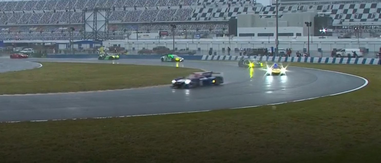 Volvió la acción en las 24 Horas de Daytona Volvió la acción en las 24 Horas de Daytona