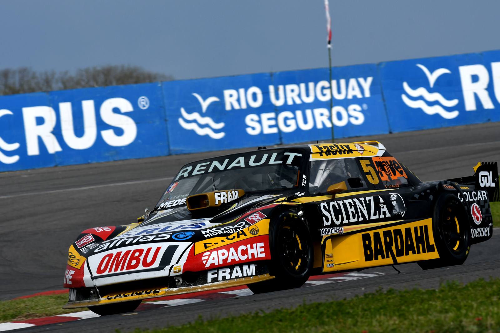 Las voces de los ganadores de las series en Rafaela