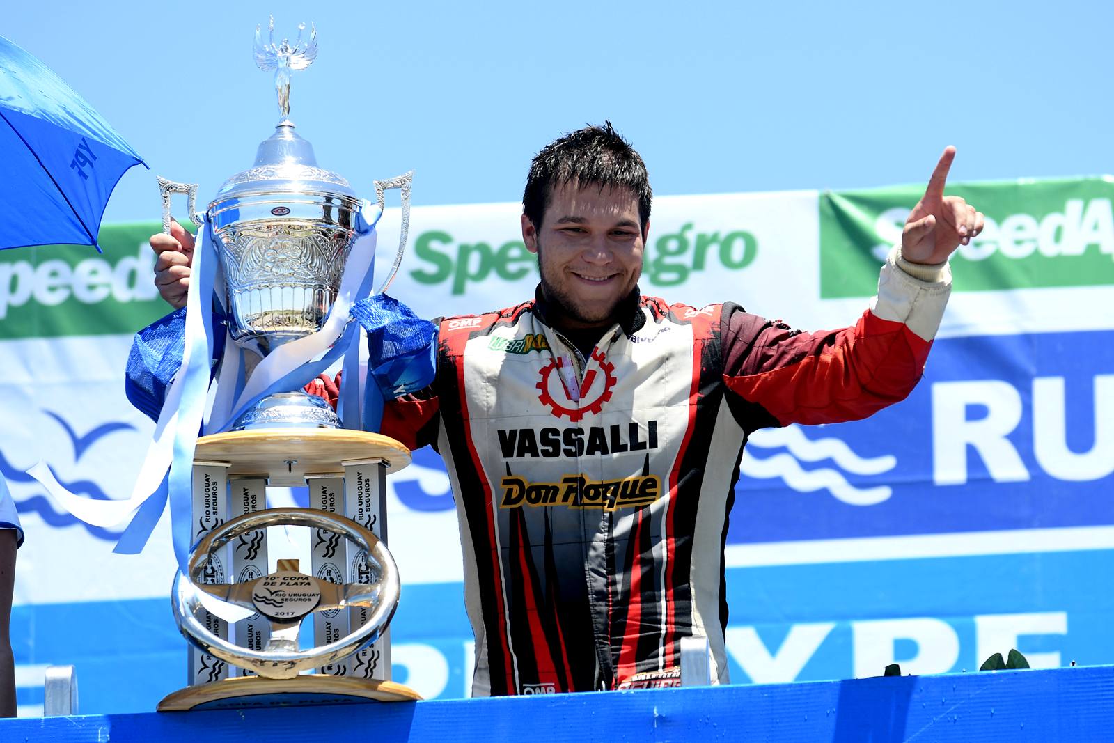 Aguirre: &ldquo;Salir campe&oacute;n de TC es el sue&ntilde;o de cualquier piloto&rdquo;