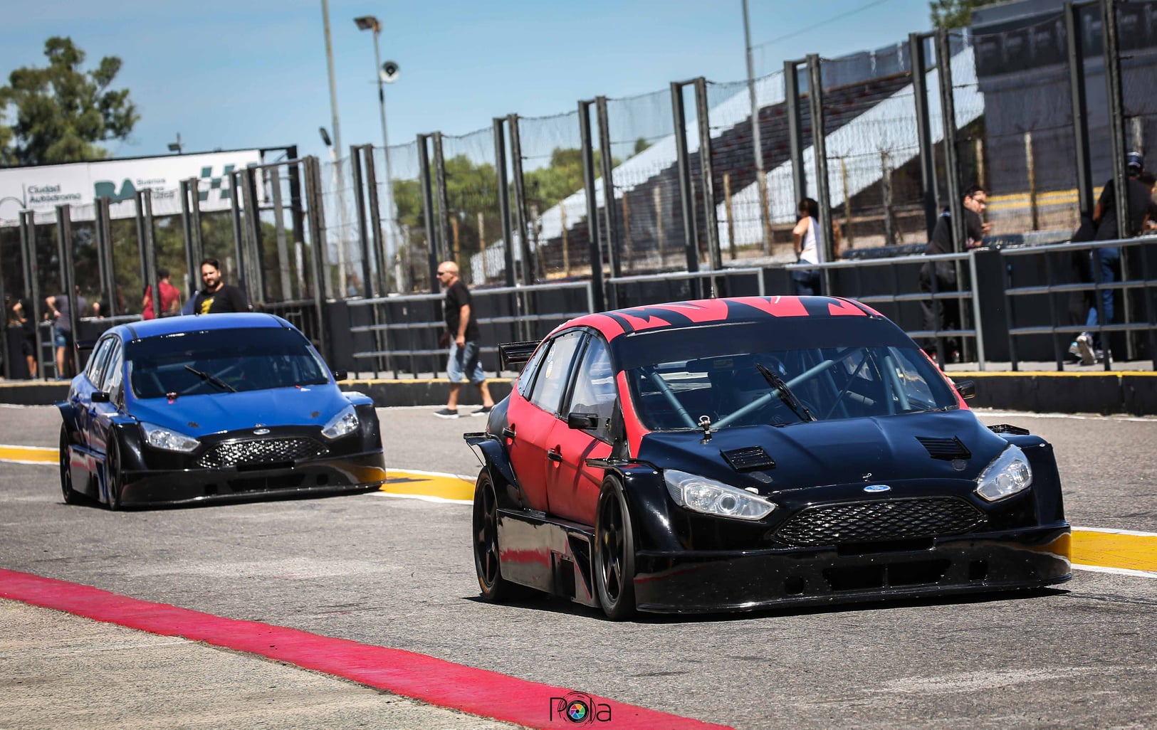 El JM Motorsport sali&oacute; a pista