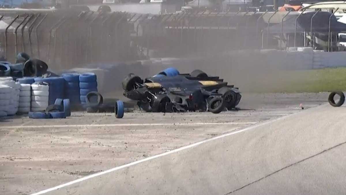 Fuerte piña de López en Sebring Fuerte piña de López en Sebring
