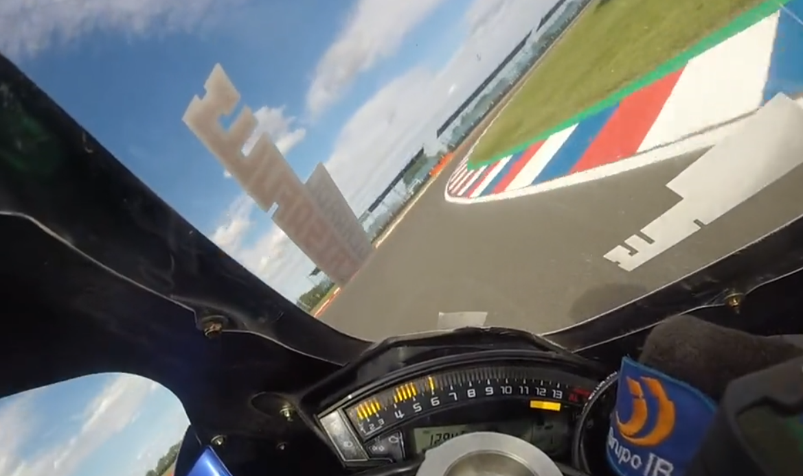 A casi 300 km/h en Termas de Río Hondo A casi 300 km/h en Termas de Río Hondo