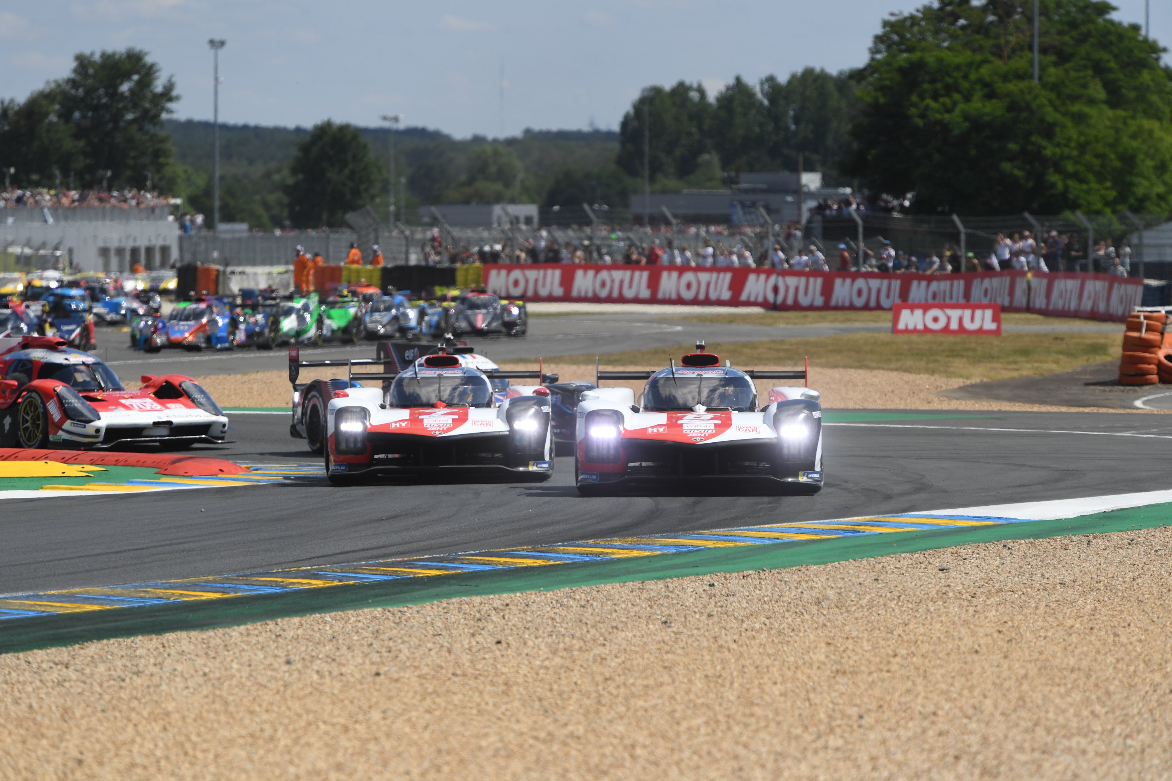Podio de Pechito López en Le Mans Podio de Pechito López en Le Mans