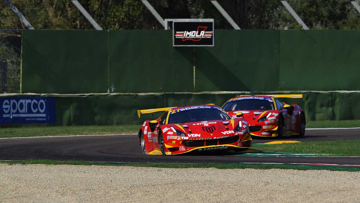 GT Italiano: Manu Urcera arrancó su actividad en Imola GT Italiano: Manu Urcera arrancó su actividad en Imola
