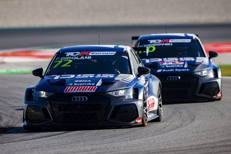 Franco Girolami gritó campeón en el TCR Europeo Franco Girolami gritó campeón en el TCR Europeo
