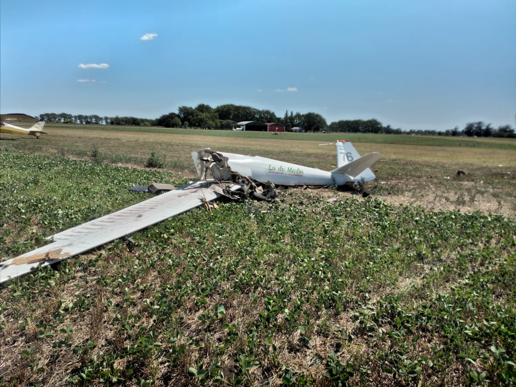 Tragedia aérea en Rauch: un hombre falleció tras estrellarse con la pista de aterrizaje Tragedia aérea en Rauch: un hombre falleció tras estrellarse con la pista de aterrizaje