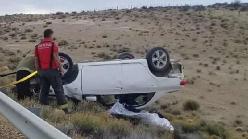 Accidente fatal en Santa Cruz: falleció una mujer y ya hay tres internados Accidente fatal en Santa Cruz: falleció una mujer y ya hay tres internados