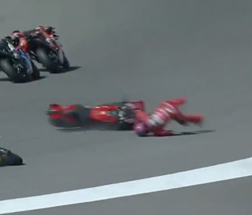MotoGP: ca&iacute;da y fractura para Bastianini luego del Sprint en Portugal