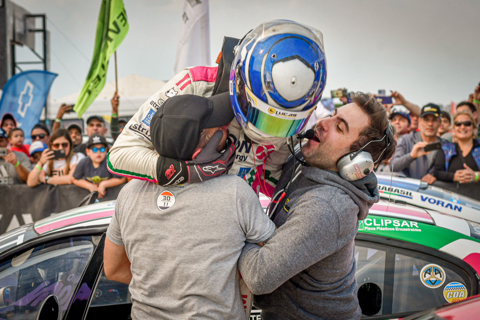Leonel Pern&iacute;a e Ignacio Montenegro, llegan arriba en el campeonato