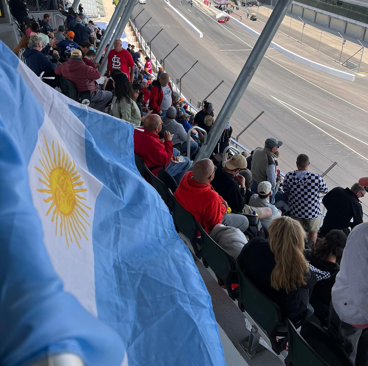 La hinchada argentina presente en Indian&aacute;polis para apoyar a Canapino