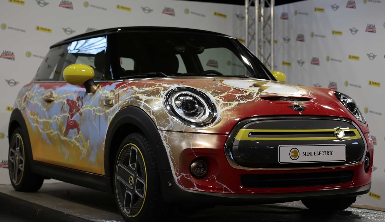 El homenaje del Mini Eléctrico a Flash El homenaje del Mini Eléctrico a Flash