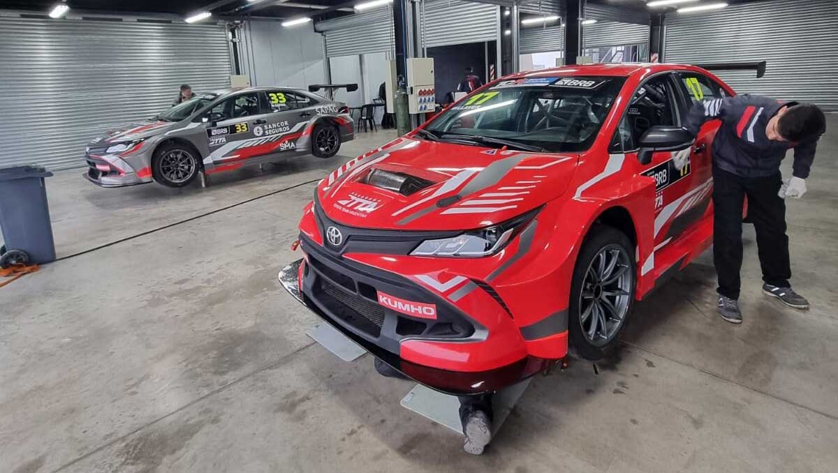 TCR South America: positiva prueba del Toyota Team Argentina en Villicum TCR South America: positiva prueba del Toyota Team Argentina en Villicum
