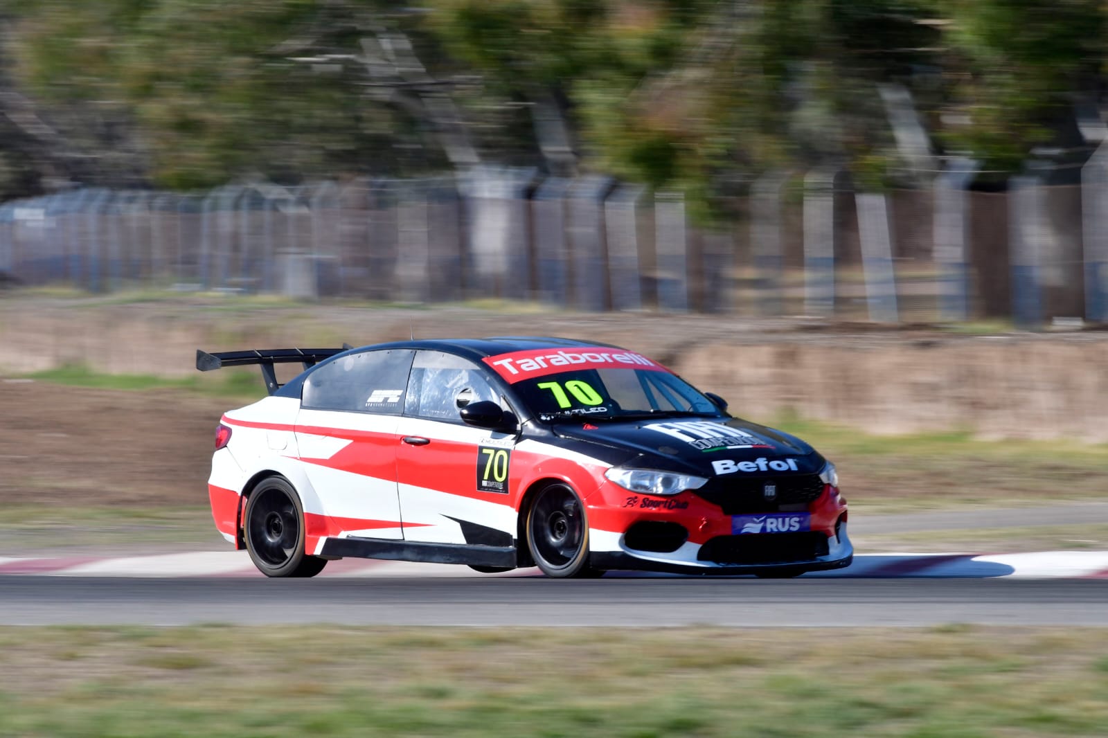 Fiat Competizione: Montanari se qued&oacute; con la primera clasificaci&oacute;n en R&iacute;o Cuarto