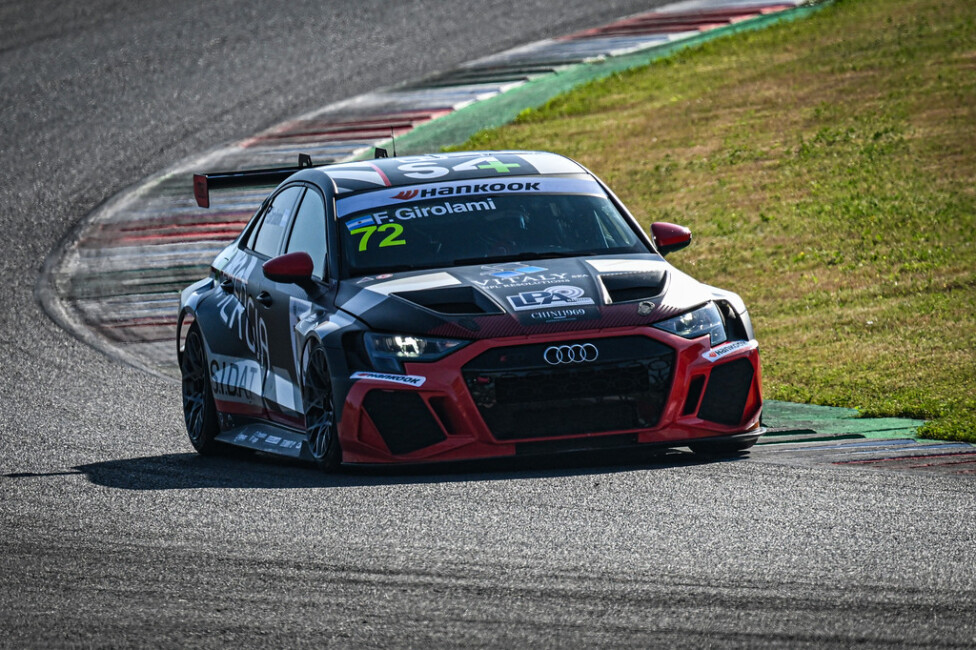 TCR Italiano: una sanci&oacute;n le impidi&oacute; a Girolami festejar en Monza