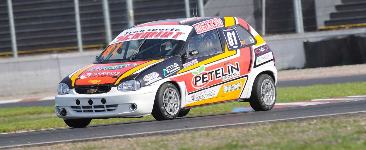 Turismo Pista: Martínez fue contundente y festejó en la final de la Clase 2 Turismo Pista: Martínez fue contundente y festejó en la final de la Clase 2