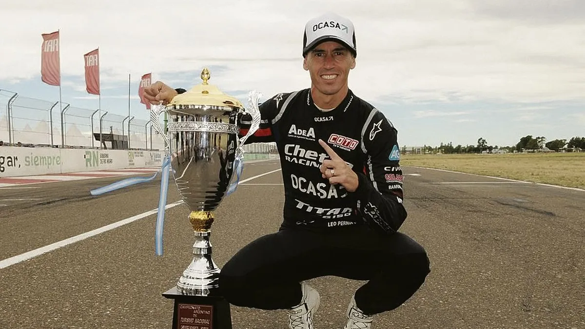 Turismo Nacional: Pernía y el deseo de compartir equipo con su hijo en 2024 Turismo Nacional: Pernía y el deseo de compartir equipo con su hijo en 2024