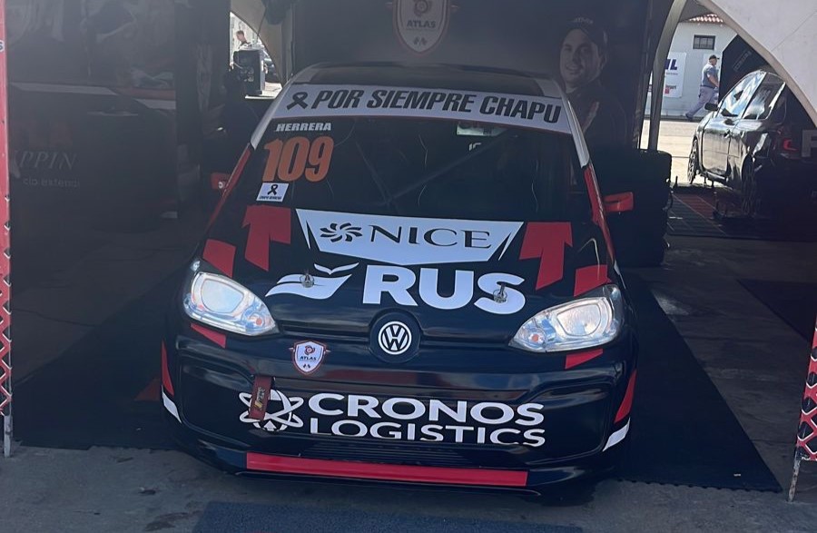 El homenaje del Turismo Pista a Agust&iacute;n Herrera en Olavarr&iacute;a