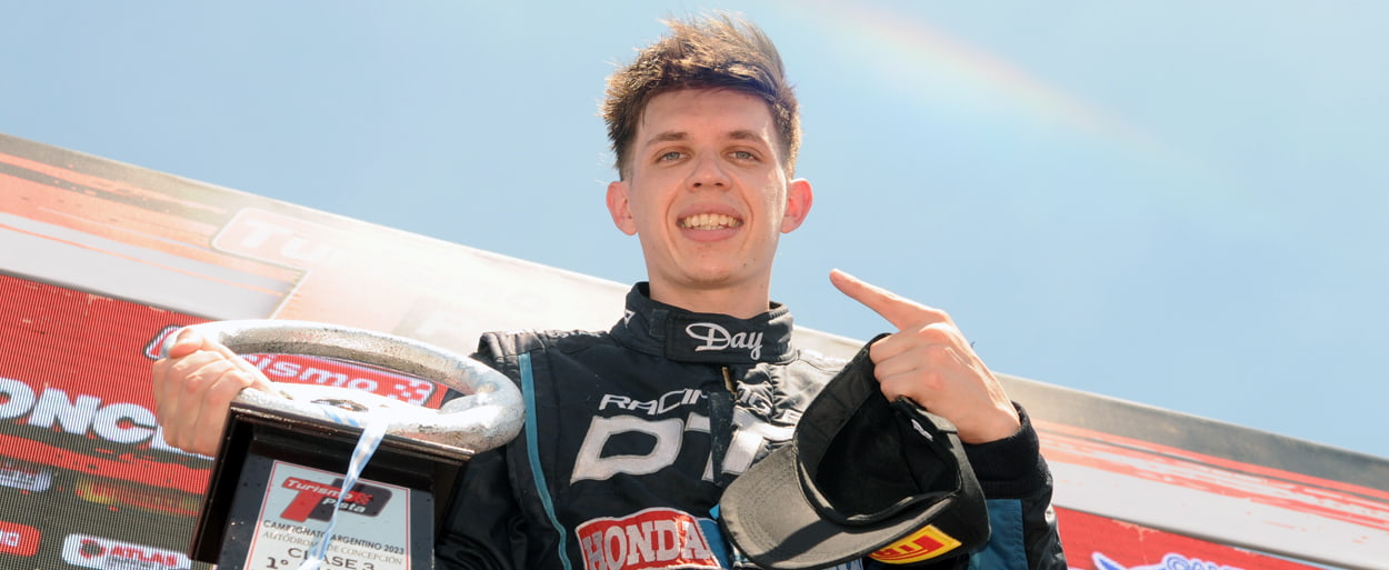 Bastidas, campeón de la Clase 3 del Turismo Pista: "Siento una alegría inmensa" Bastidas, campeón de la Clase 3 del Turismo Pista: "Siento una alegría inmensa"