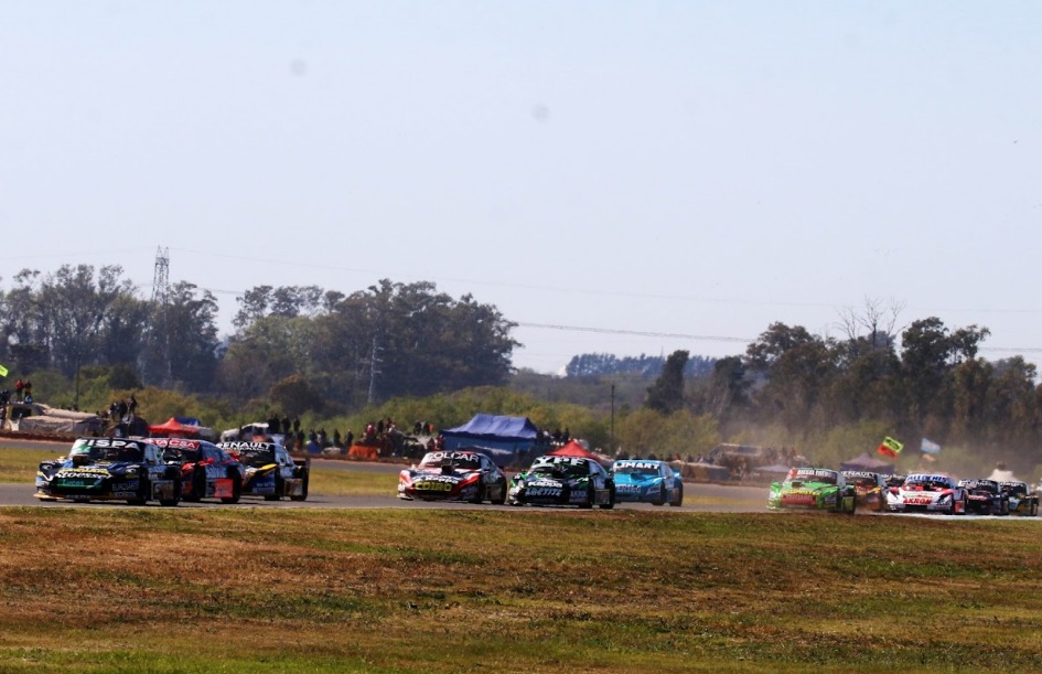 TC: Gini revel&oacute; imagenes de su Camry para el 2024
