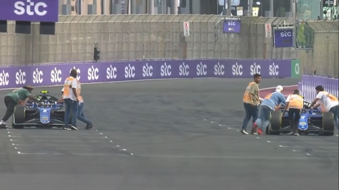 F2: arranque complicado para Colapinto en la carrera sprint F2: arranque complicado para Colapinto en la carrera sprint