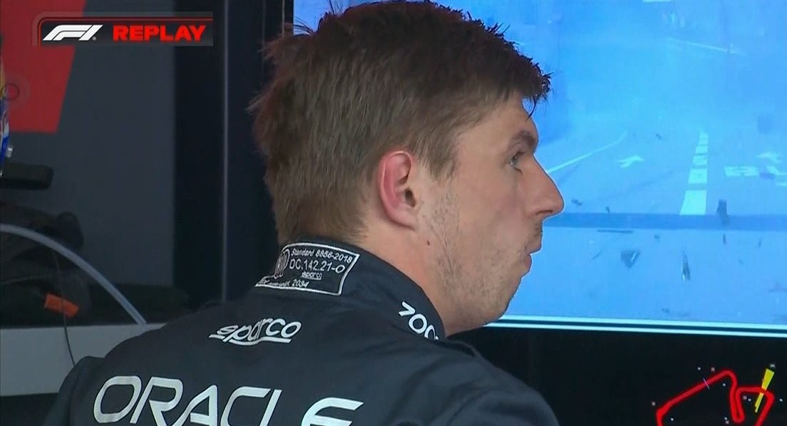 F1: ¡No lo podía creer! La reacción de Verstappen al durísimo choque de Checo Pérez F1: ¡No lo podía creer! La reacción de Verstappen al durísimo choque de Checo Pérez