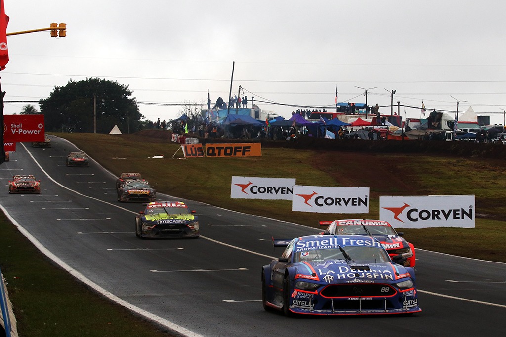 El seguimiento de la final del TC en Posadas al estilo Carburando