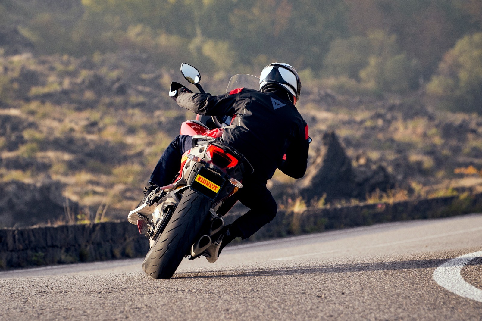 Pirelli: tres diferenciales que transforman la experiencia de conducción de motos Pirelli: tres diferenciales que transforman la experiencia de conducción de motos