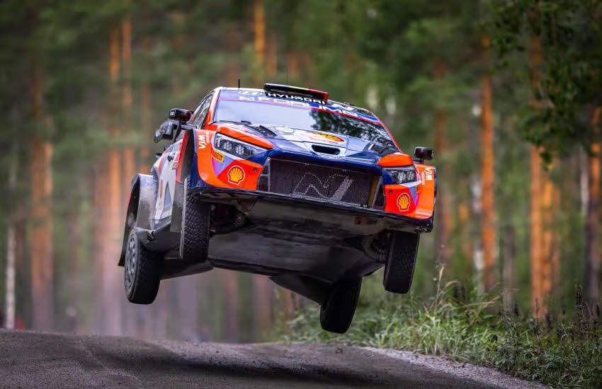 WRC: Neuville superó a Katsuta y quedó como líder WRC: Neuville superó a Katsuta y quedó como líder