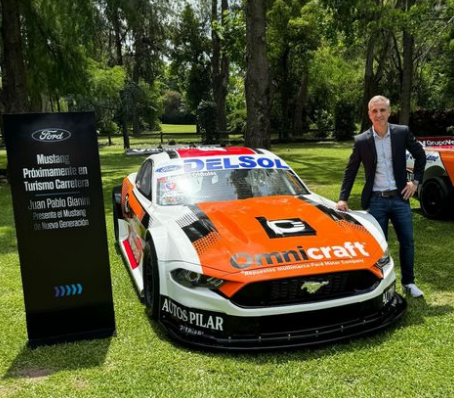 TC: Gianini presentó el Mustang que estrenará en La Plata TC: Gianini presentó el Mustang que estrenará en La Plata
