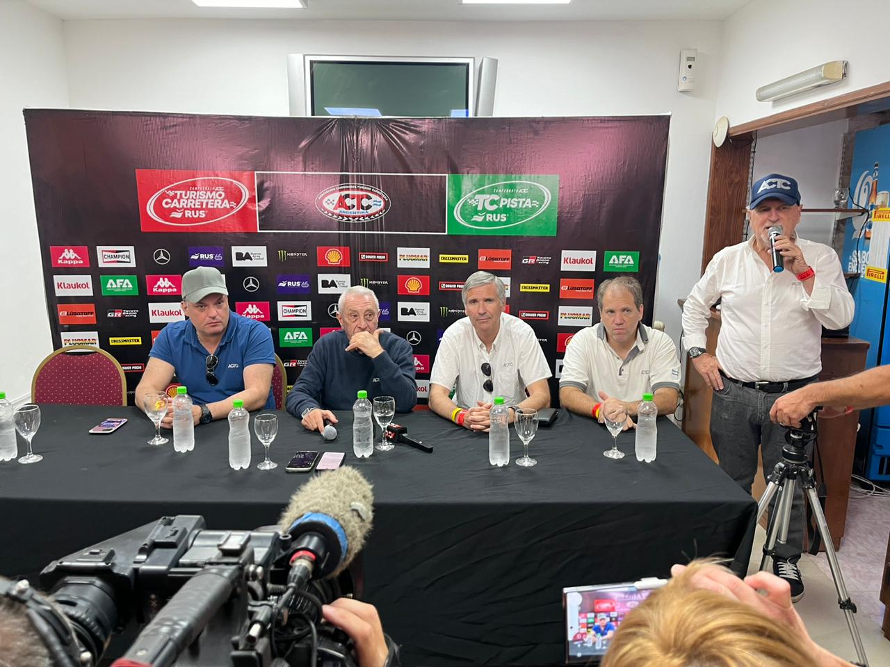Hugo Mazzacane seguirá al frente de la ACTC: "No voy a pedir licencia" Hugo Mazzacane seguirá al frente de la ACTC: "No voy a pedir licencia"