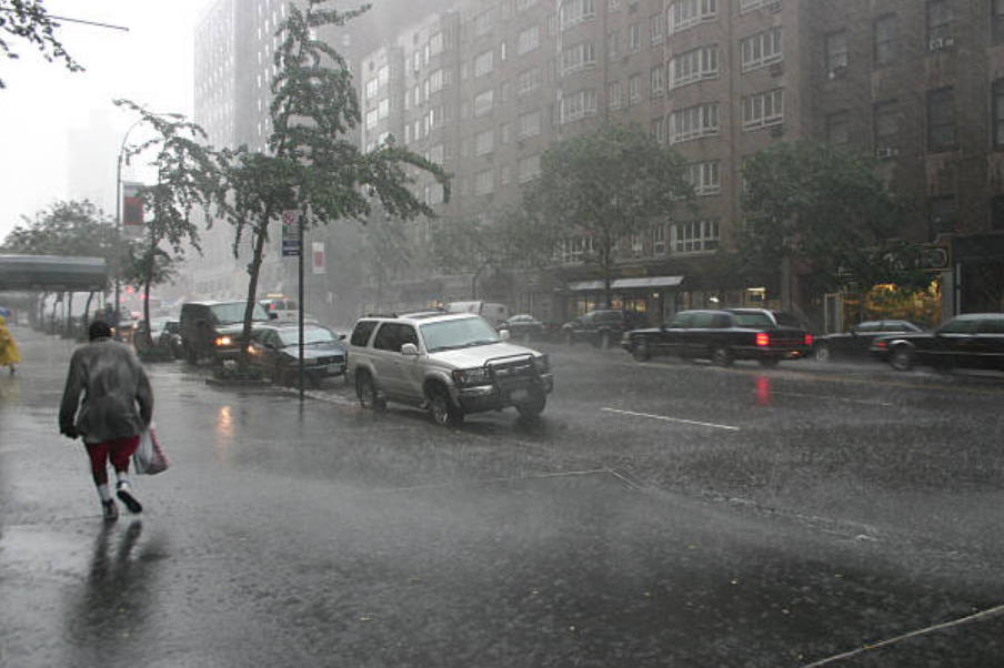 Hay alerta naranja en el AMBA y una alerta amarilla por tormentas en 8 provincias para este lunes Hay alerta naranja en el AMBA y una alerta amarilla por tormentas en 8 provincias para este lunes