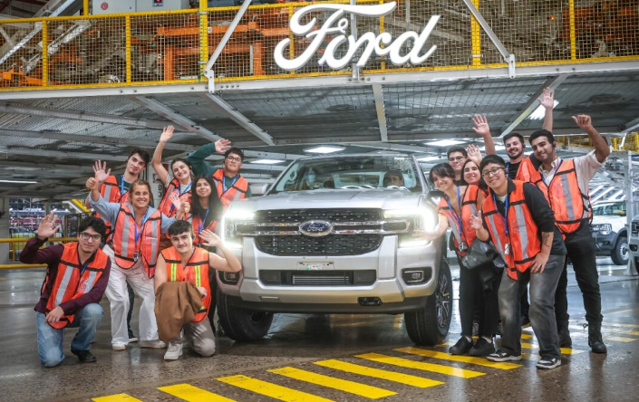 Nueva edición del programa Ford Enter en Argentina Nueva edición del programa Ford Enter en Argentina