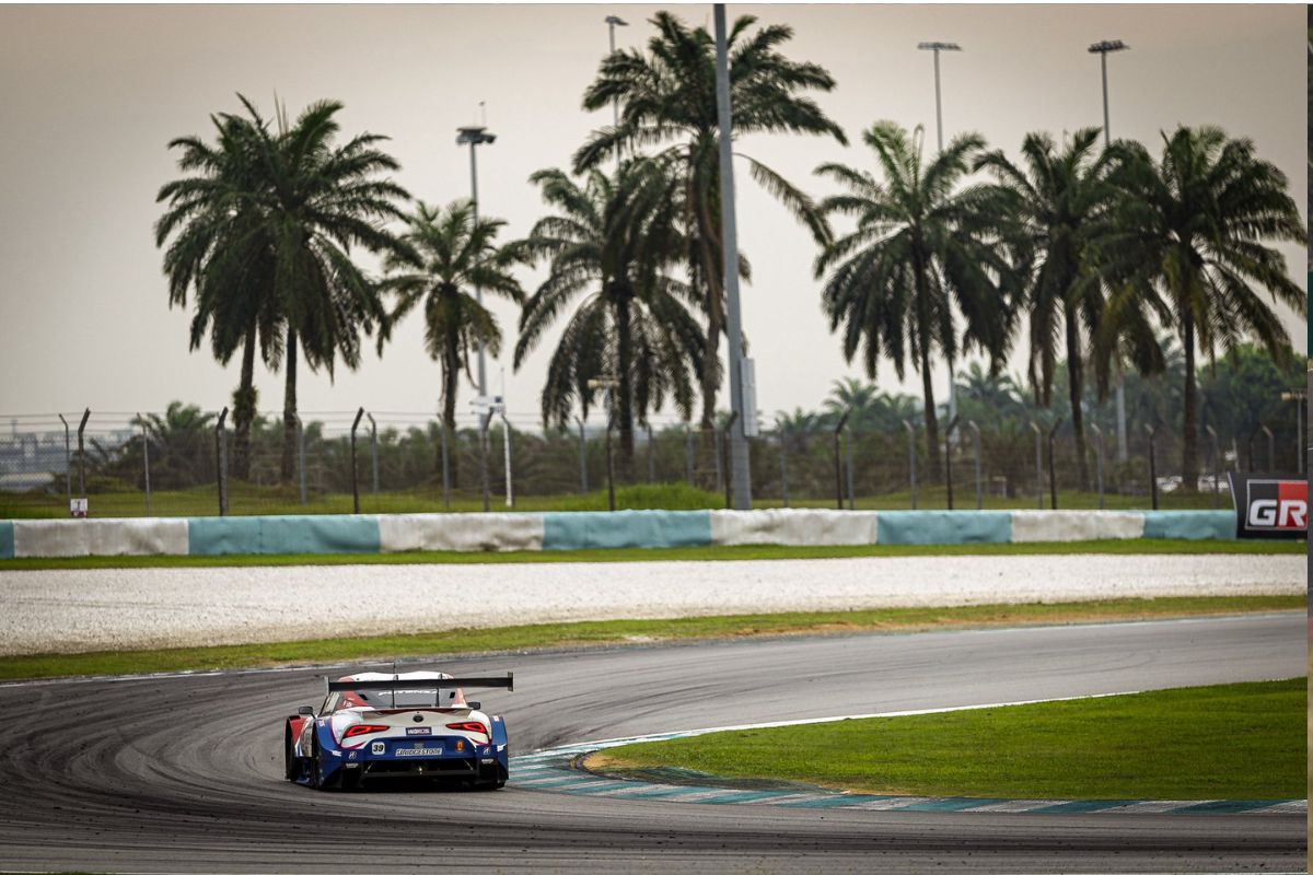 Super GT: Sacha Fenestraz pag&oacute; la sanci&oacute;n de su compa&ntilde;ero y fue P14 en Malasia