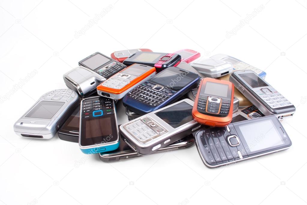 Tecnología: La Generación Antismartphone: Por qué cada vez más jóvenes están dejando los smartphones por teléfonos básicos Tecnología: La Generación Antismartphone: Por qué cada vez más jóvenes están dejando los smartphones por teléfonos básicos