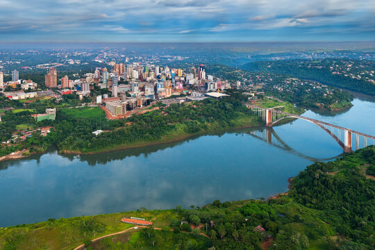 Cómo cruzar a Ciudad del Este desde Puerto Iguazú: guía completa para turistas Cómo cruzar a Ciudad del Este desde Puerto Iguazú: guía completa para turistas