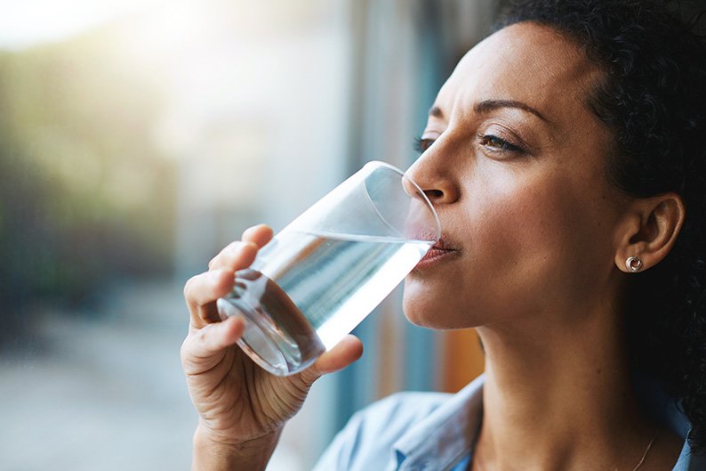 Salud y bienestar: &iquest;Por qu&eacute; la hidrataci&oacute;n es la clave olvidada de tu energ&iacute;a, piel y mente?