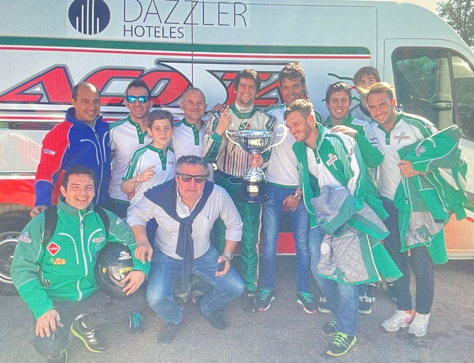 Colapinto y Varrone festejaron su &uacute;ltima victoria en el karting y hoy &eacute;l los alienta a ellos en la F&oacute;rmula 1