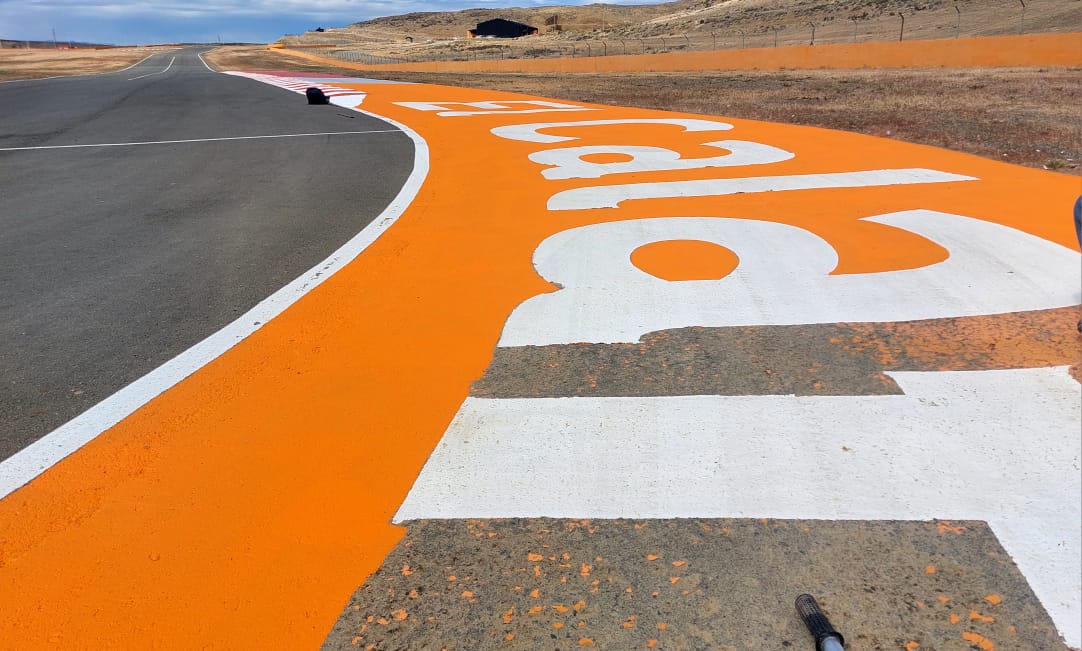 ¡Radiante! Así está el autódromo de El Calafate en la previa de la primera fecha del TC ¡Radiante! Así está el autódromo de El Calafate en la previa de la primera fecha del TC