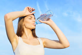 Salud y bienestar: ¿Por qué no basta con tomar agua cuando tenés sed? Salud y bienestar: ¿Por qué no basta con tomar agua cuando tenés sed?