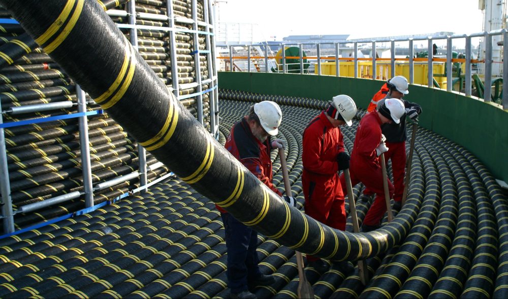 Cables submarinos y soberanía digital: quién controla las autopistas invisibles de Sudamérica Cables submarinos y soberanía digital: quién controla las autopistas invisibles de Sudamérica