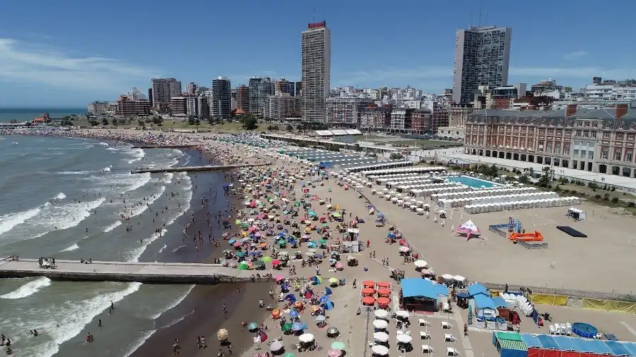 Vacaciones de verano: cu&aacute;les fueron los destinos m&aacute;s elegidos por los turistas argentinos en enero